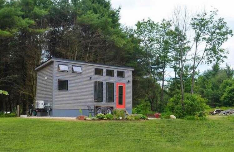 http://tinyhomeindustryassociation.org/wp-content/uploads/2020/05/Tiny-Homes-Of-Maine-2-.jpg